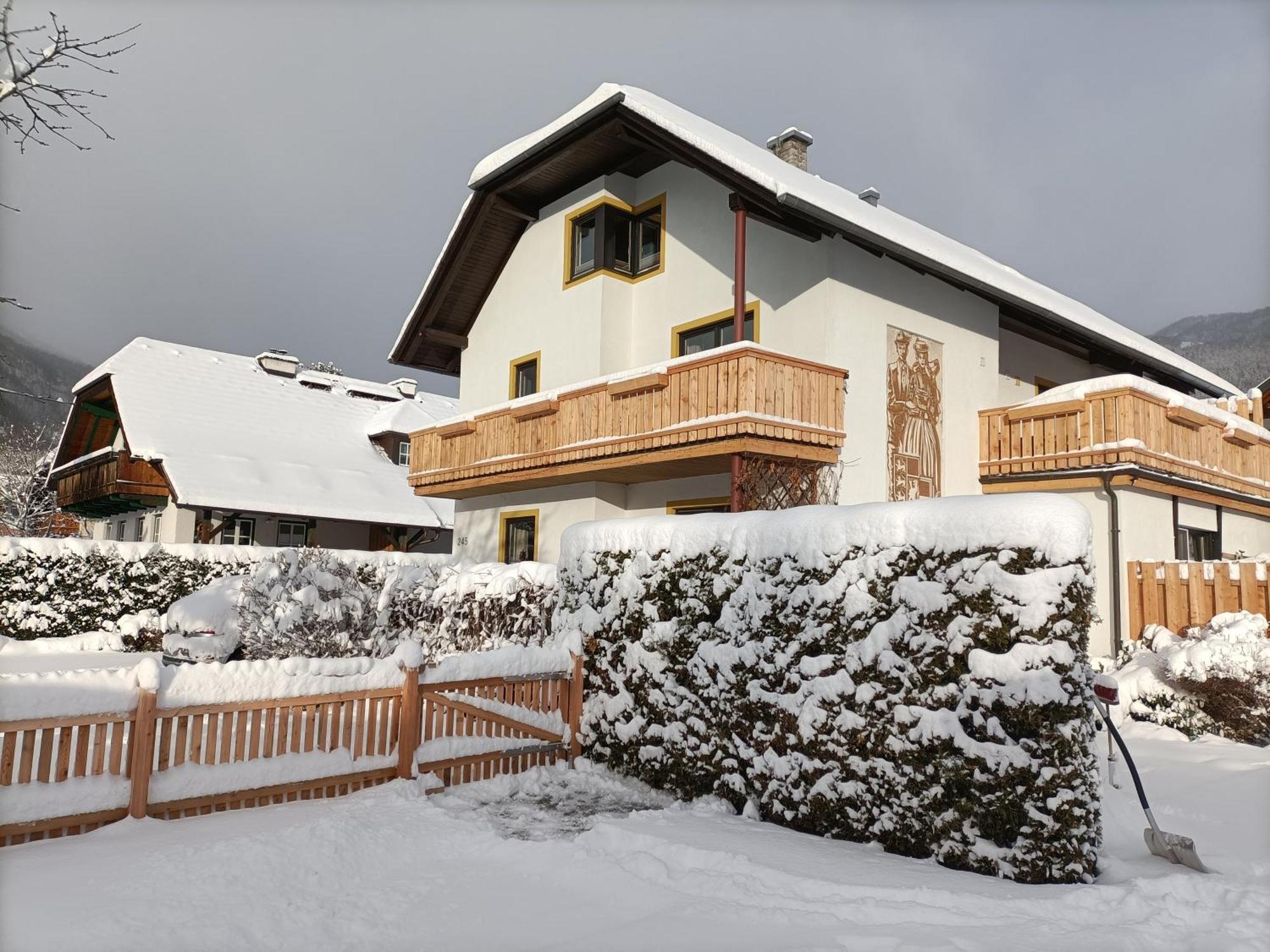 Haus Katris Apartment Mauterndorf  Exterior photo